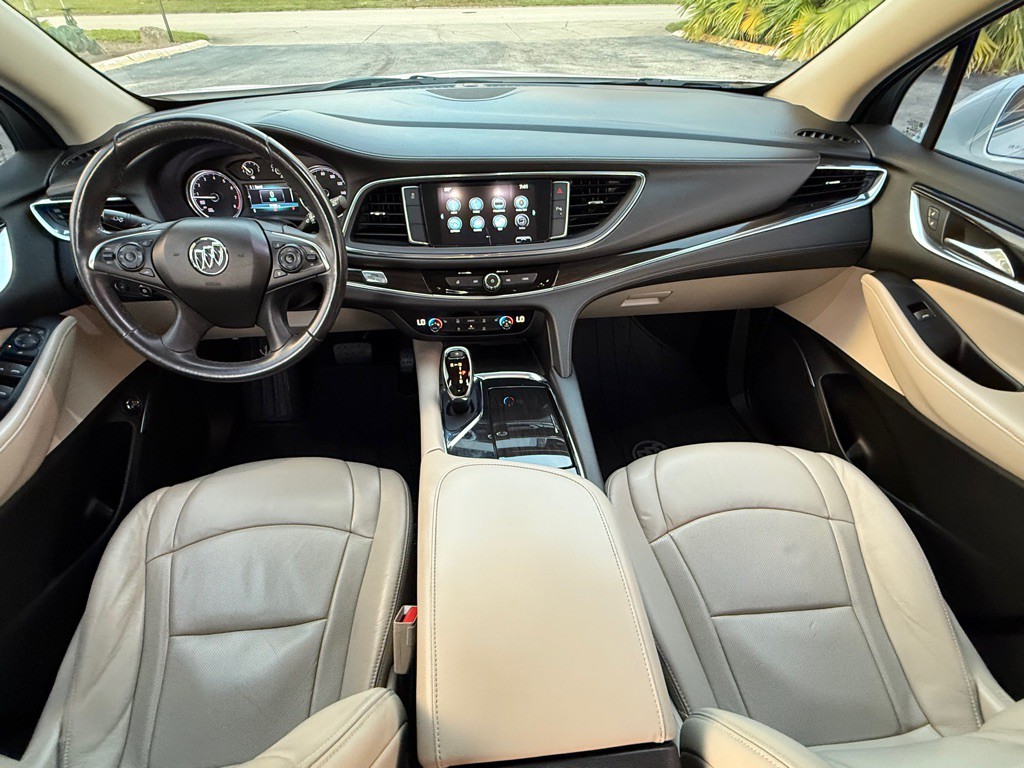 2018 Buick Enclave Image 7