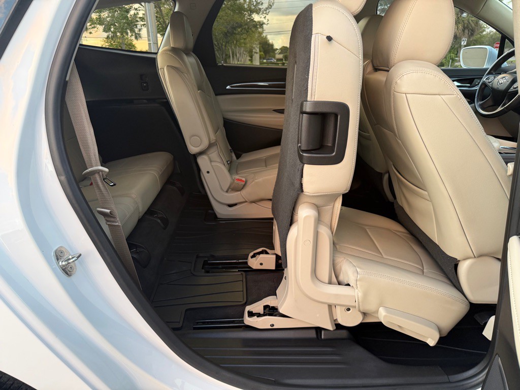 2018 Buick Enclave Image 23