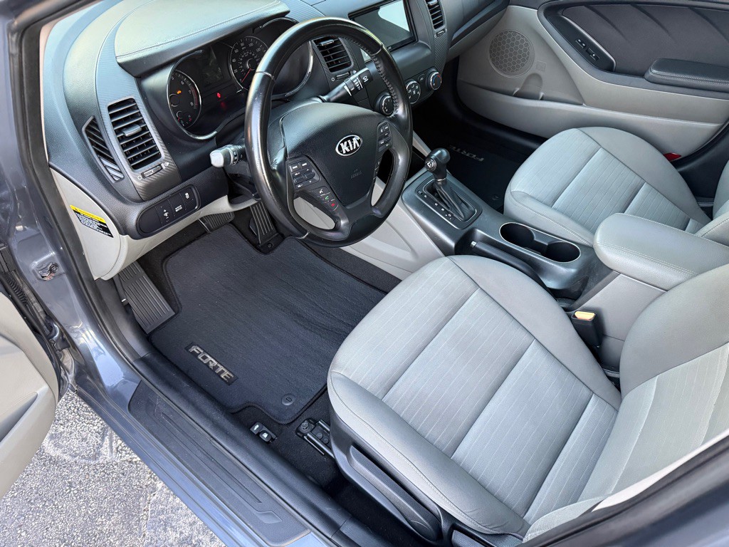 2014 Kia Forte Image 2