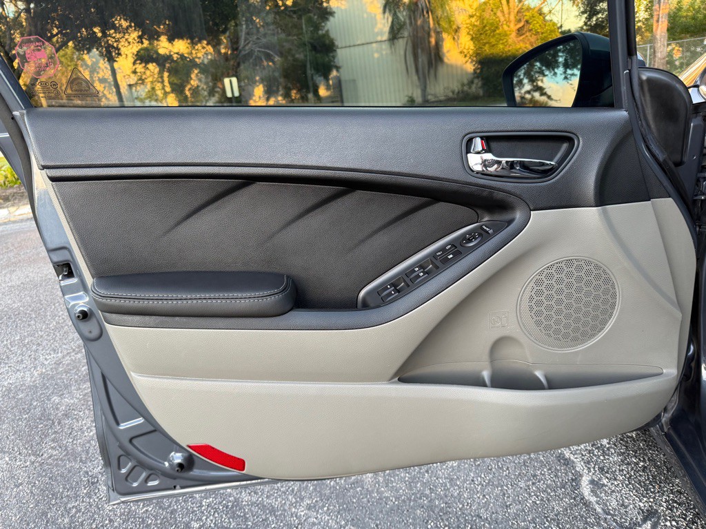 2014 Kia Forte Image 5