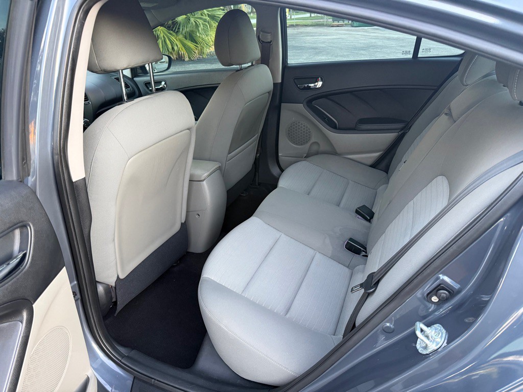 2014 Kia Forte Image 16