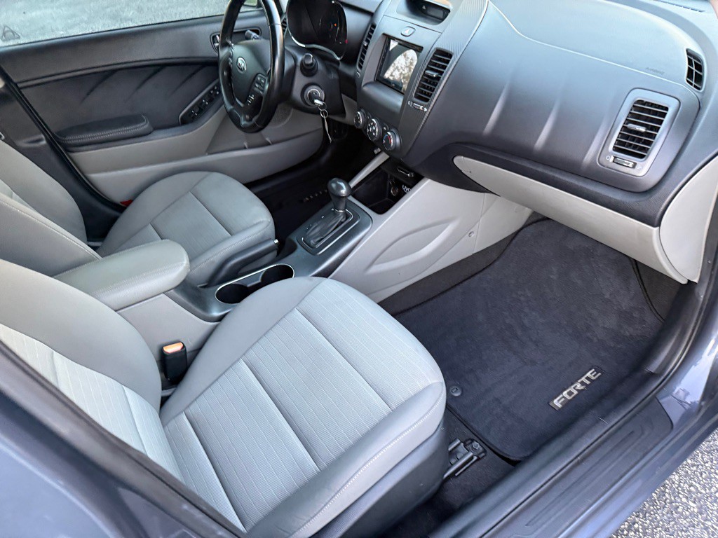 2014 Kia Forte Image 22