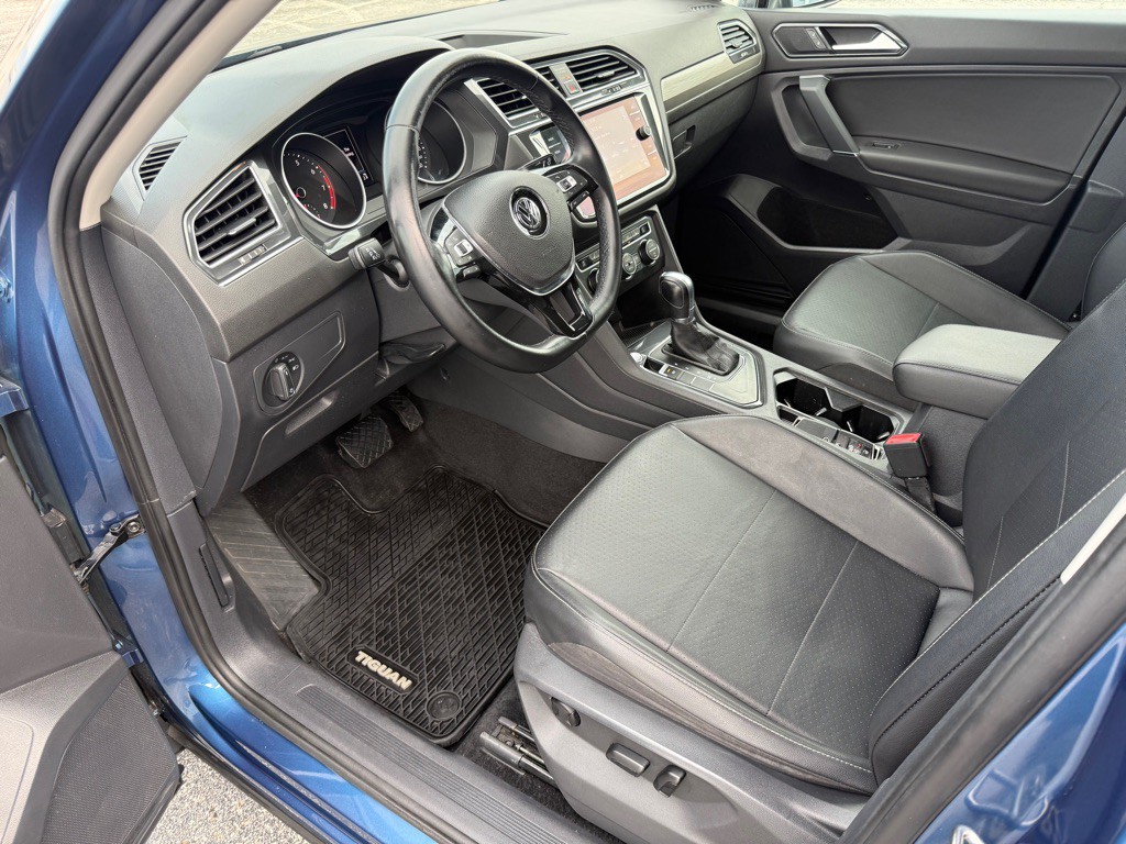2018 Volkswagen Tiguan Image 2