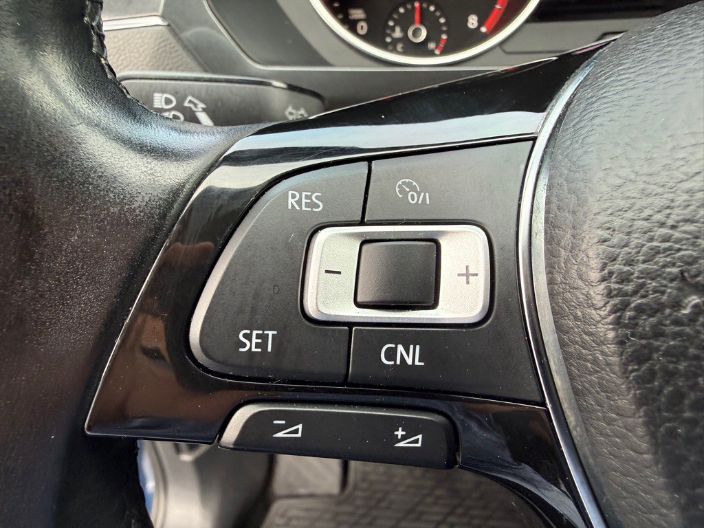 2018 Volkswagen Tiguan Image 9