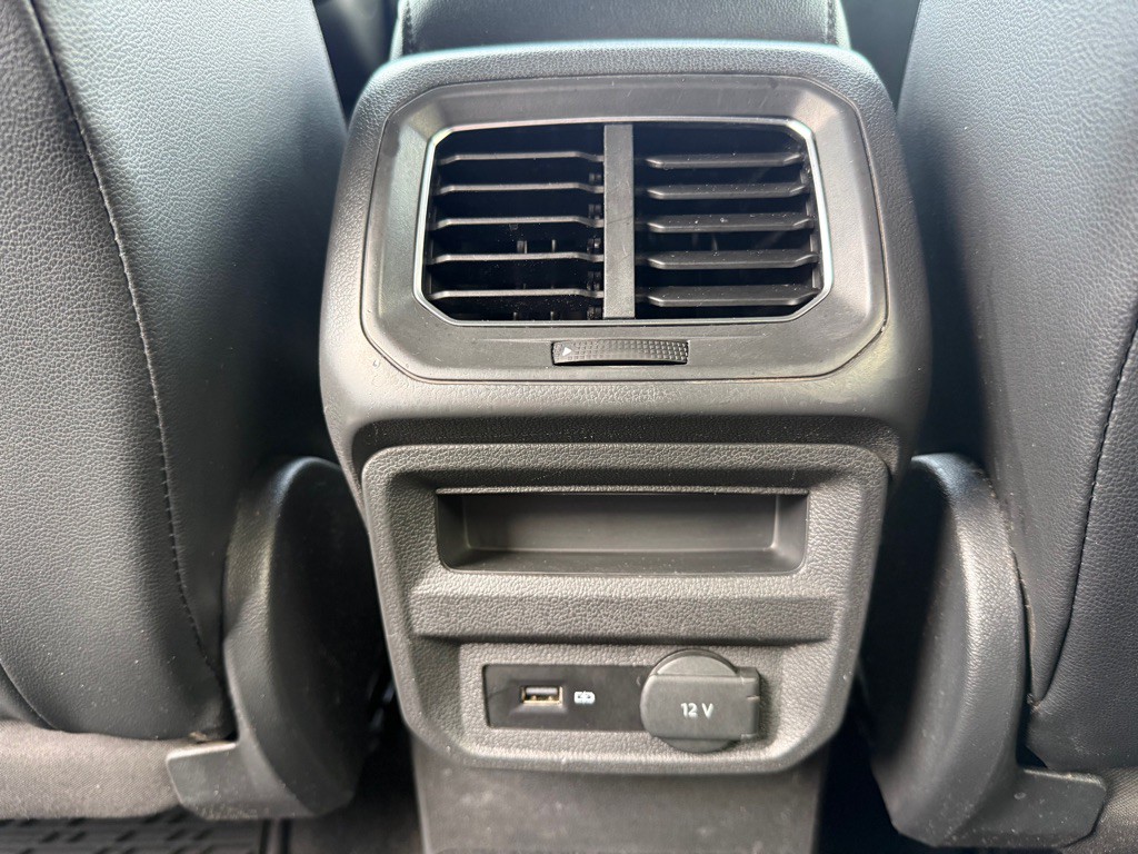 2018 Volkswagen Tiguan Image 16
