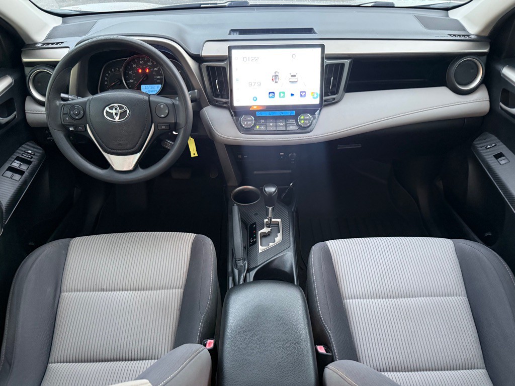 2015 Toyota Rav4 Image 7
