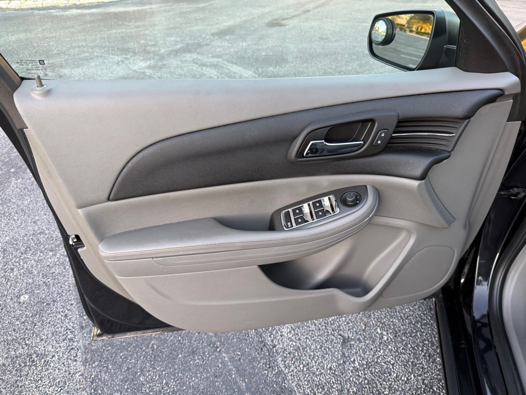 2013 Chevrolet Malibu Image 5