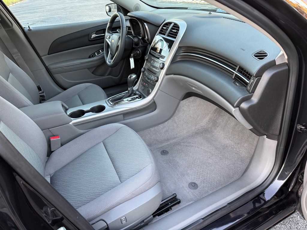 2013 Chevrolet Malibu Image 22