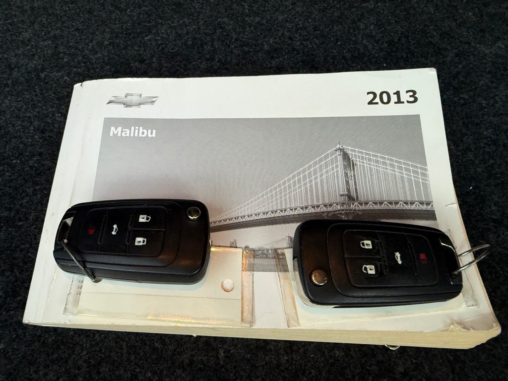 2013 Chevrolet Malibu Image 32
