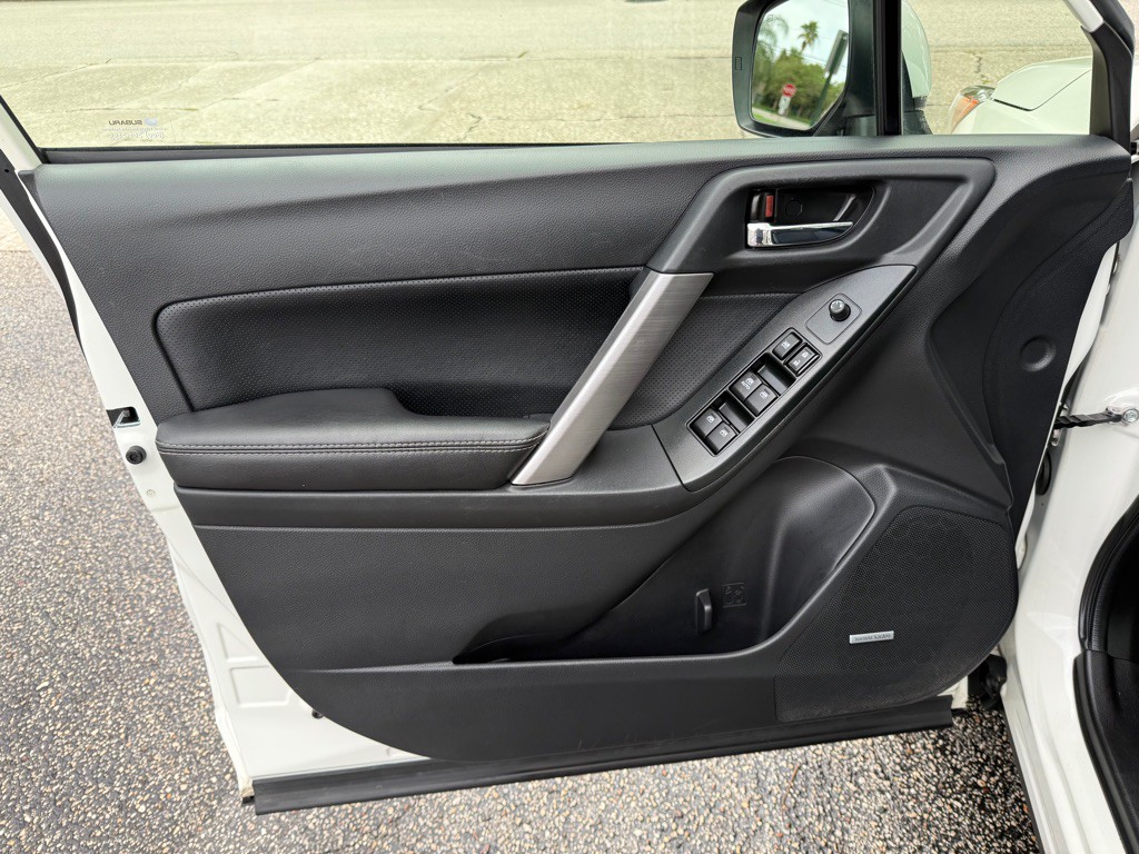 2016 Subaru Forester Image 5