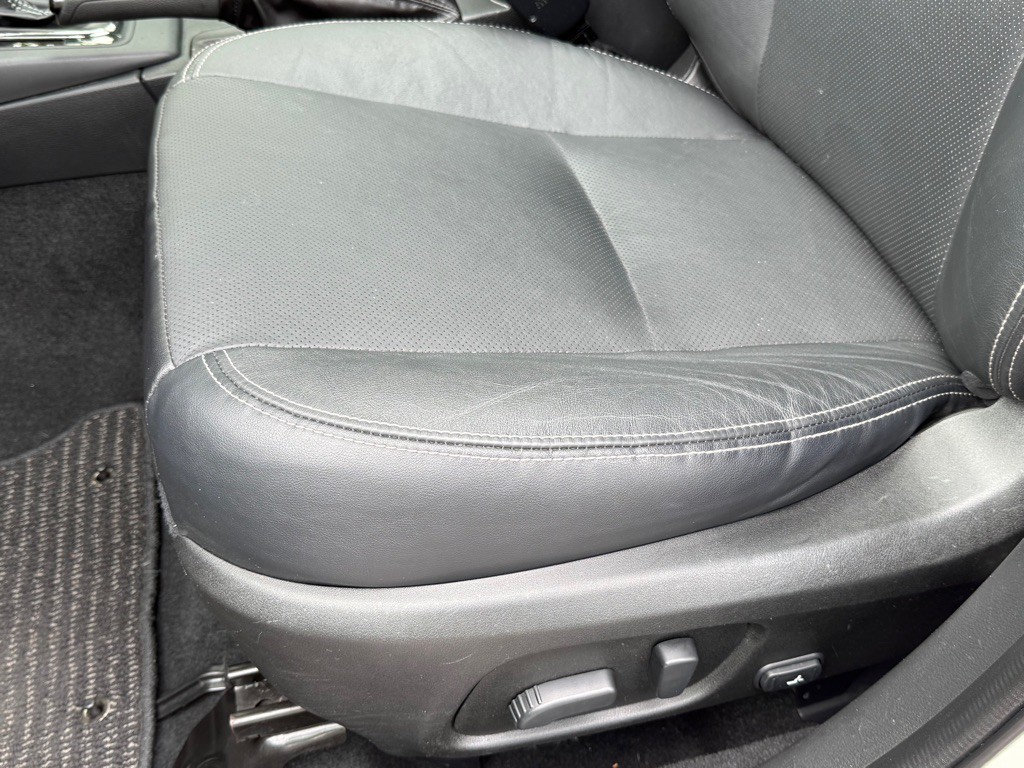 2016 Subaru Forester Image 12