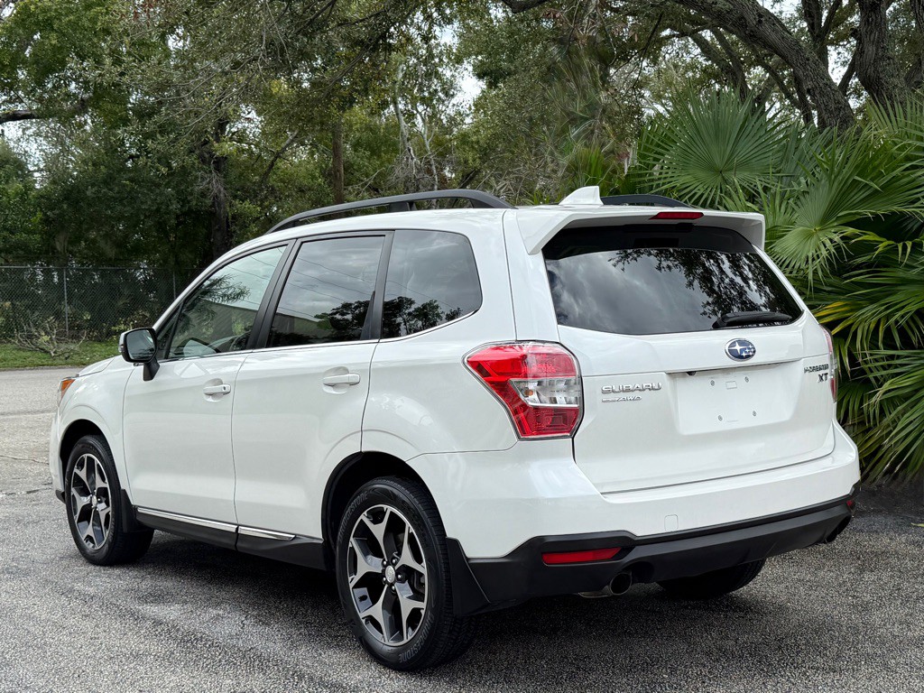 2016 Subaru Forester Image 13
