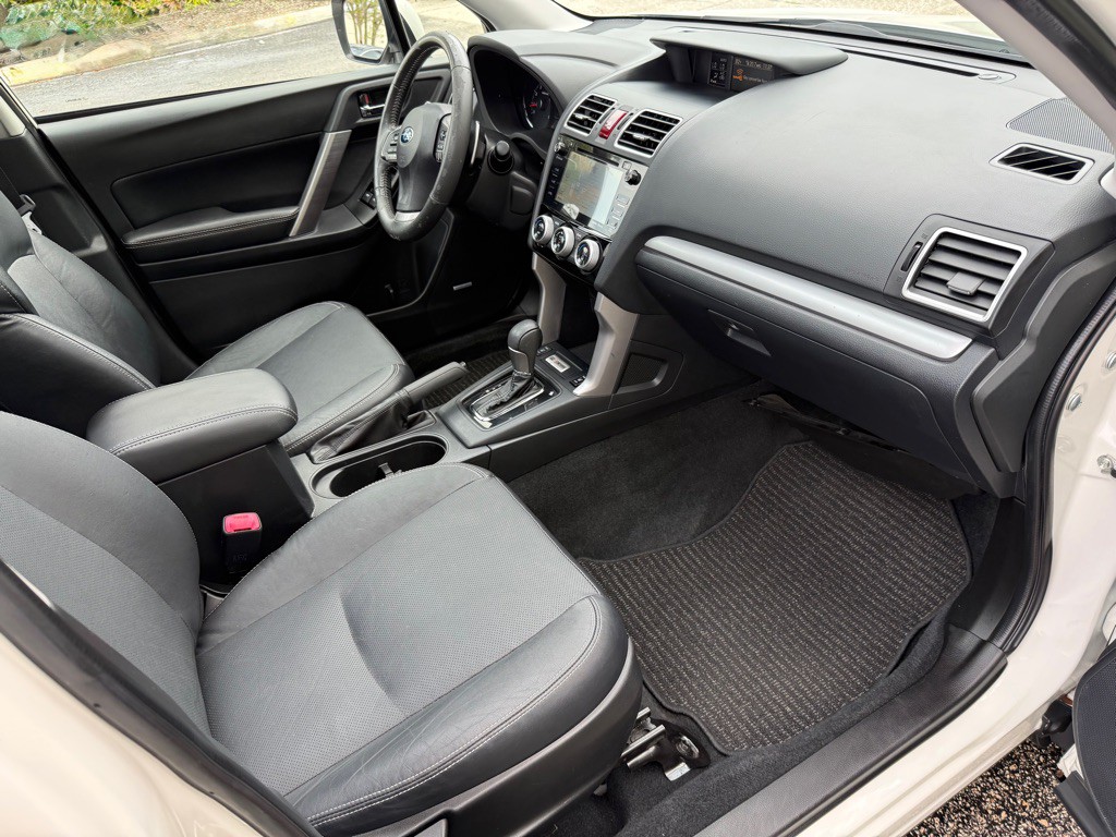 2016 Subaru Forester Image 24
