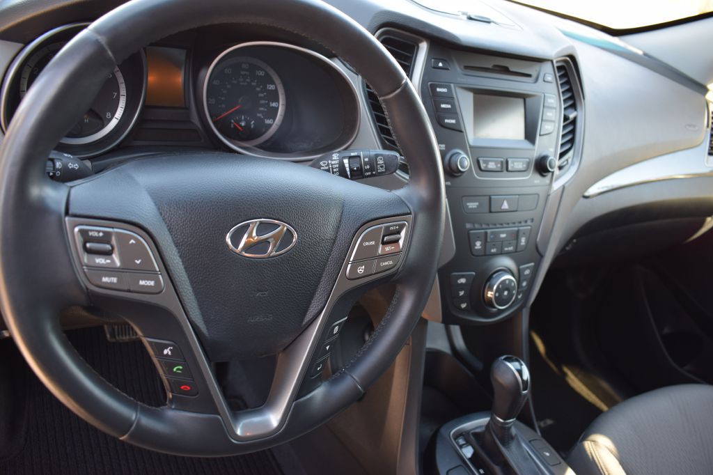 2014 Hyundai Santa Fe Sport Image 17