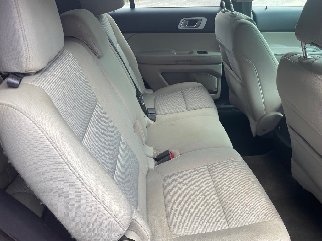 2012 Ford Explorer Image 13