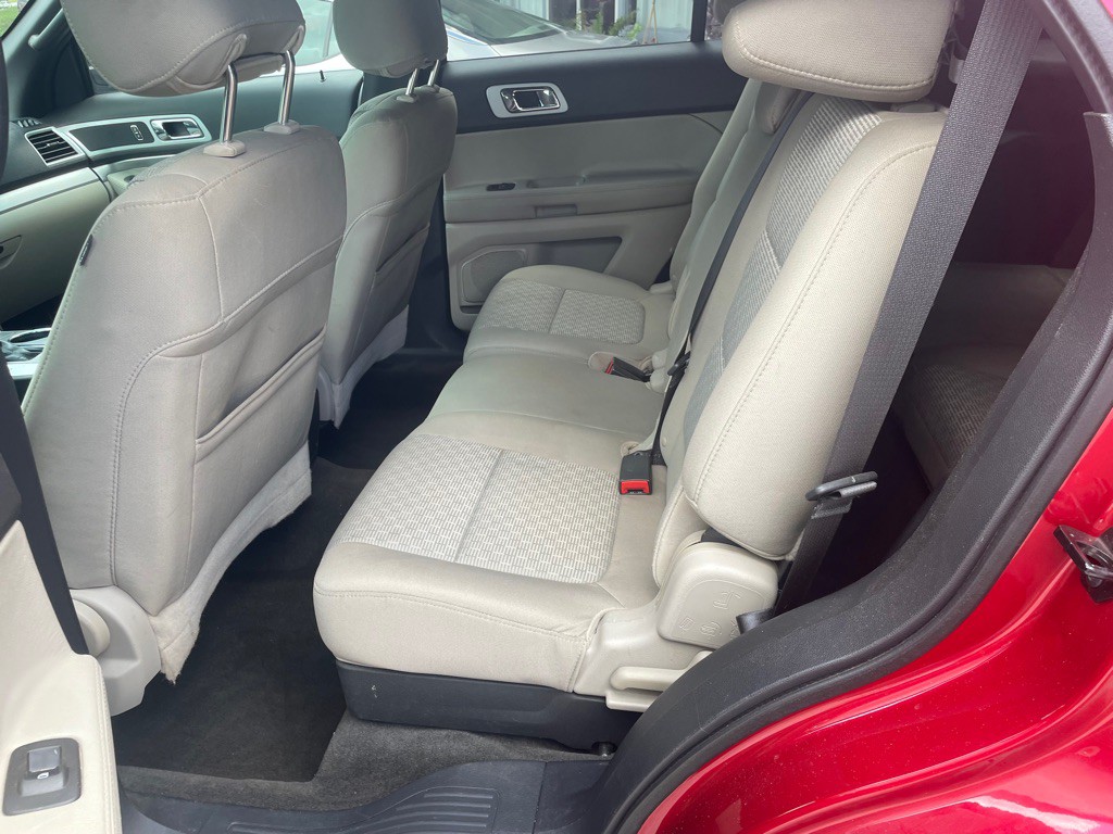 2012 Ford Explorer Image 15