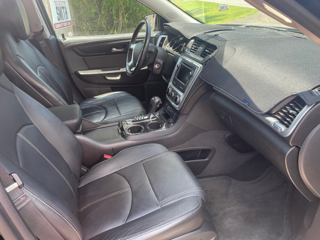 2013 GMC Acadia Image 8