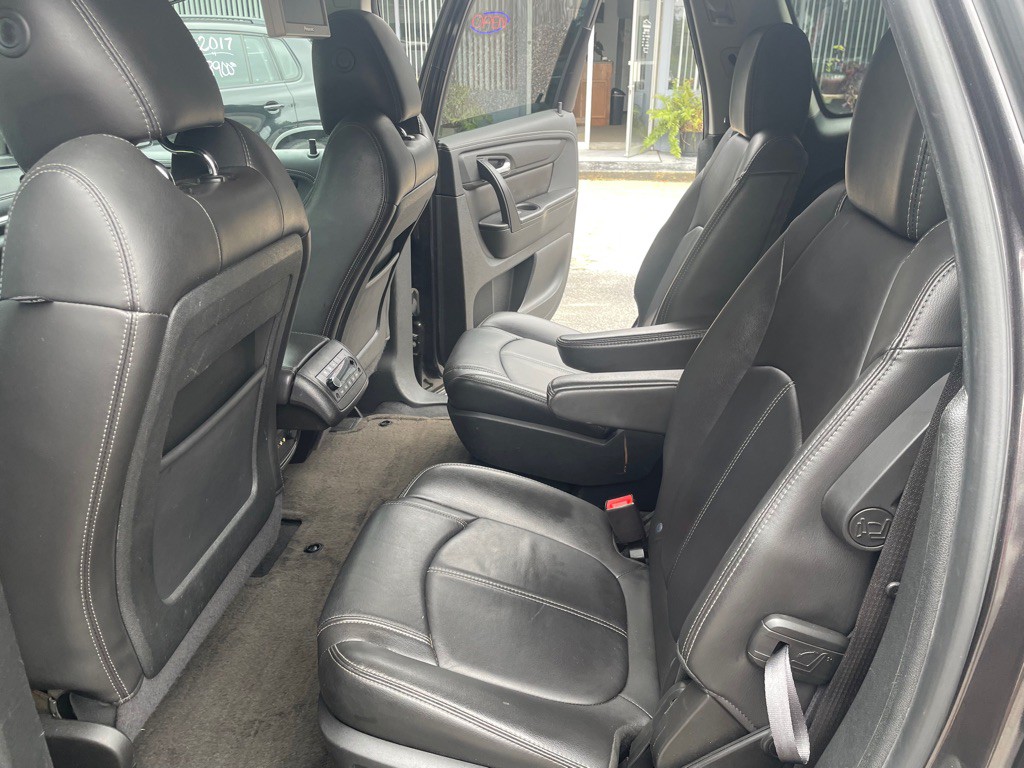 2017 Chevrolet Traverse Image 13