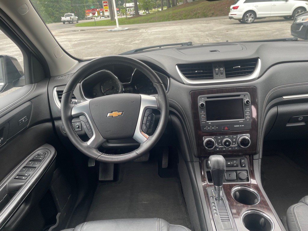 2017 Chevrolet Traverse Image 14