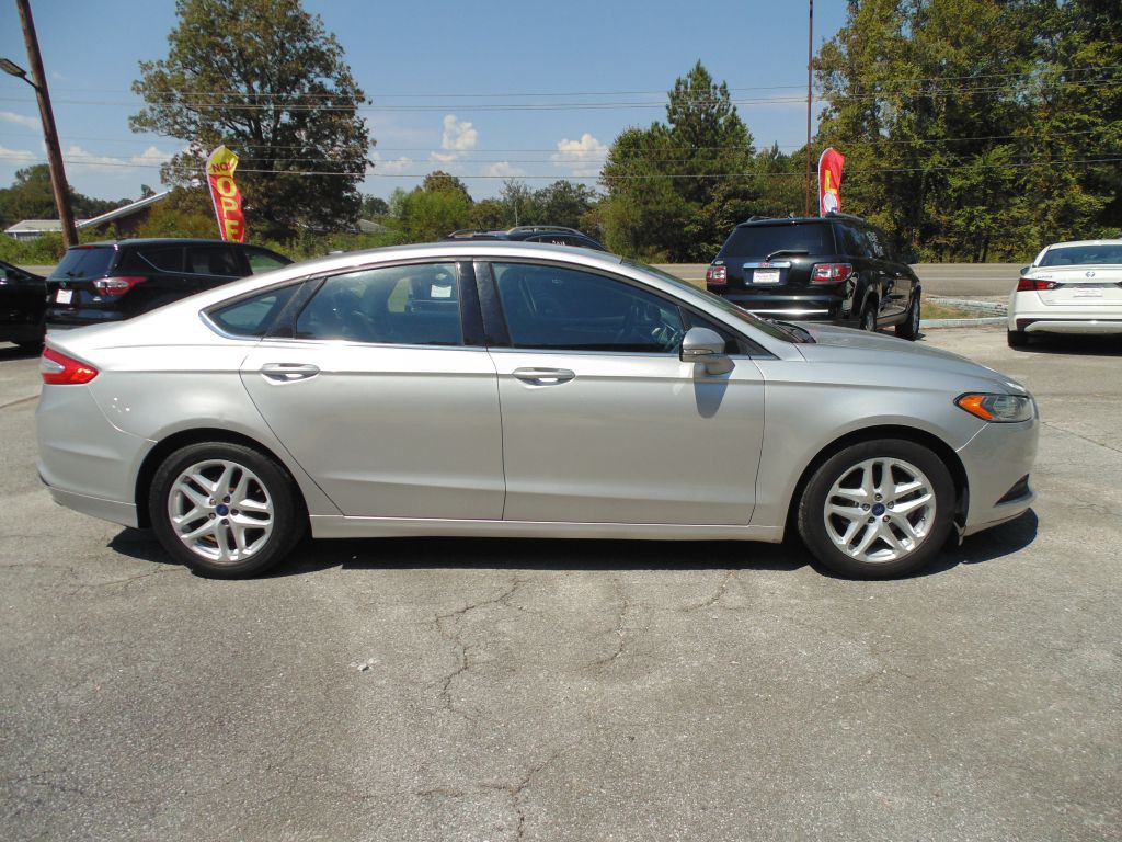 2015 Ford Fusion Image 5