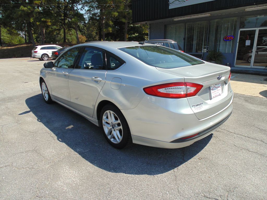 2015 Ford Fusion Image 8