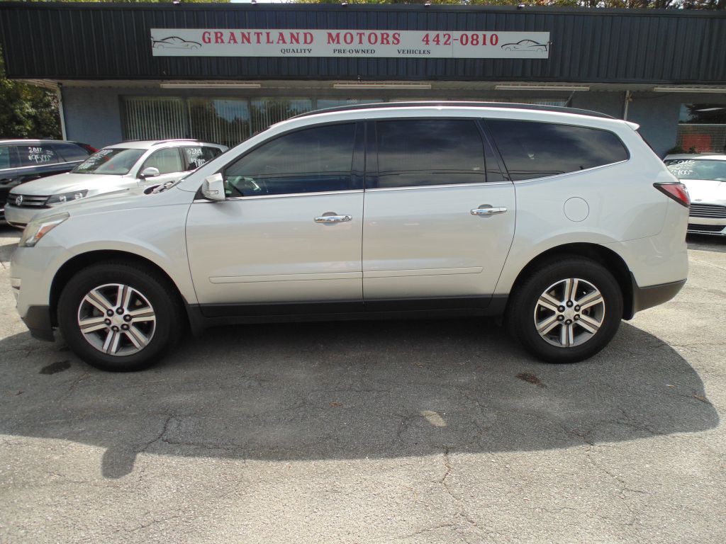 2016 Chevrolet Traverse Image 1