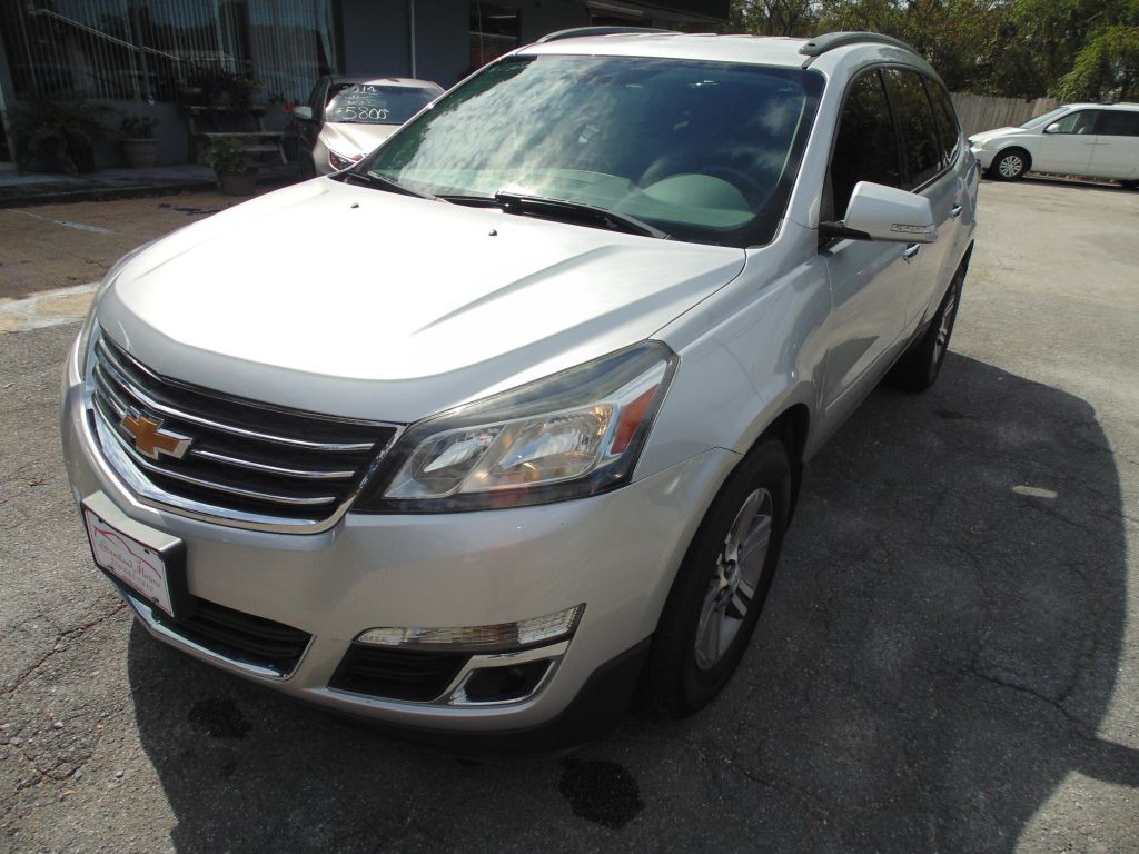 2016 Chevrolet Traverse Image 2