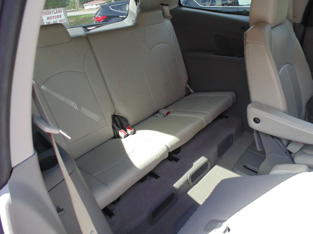 2016 Chevrolet Traverse Image 13
