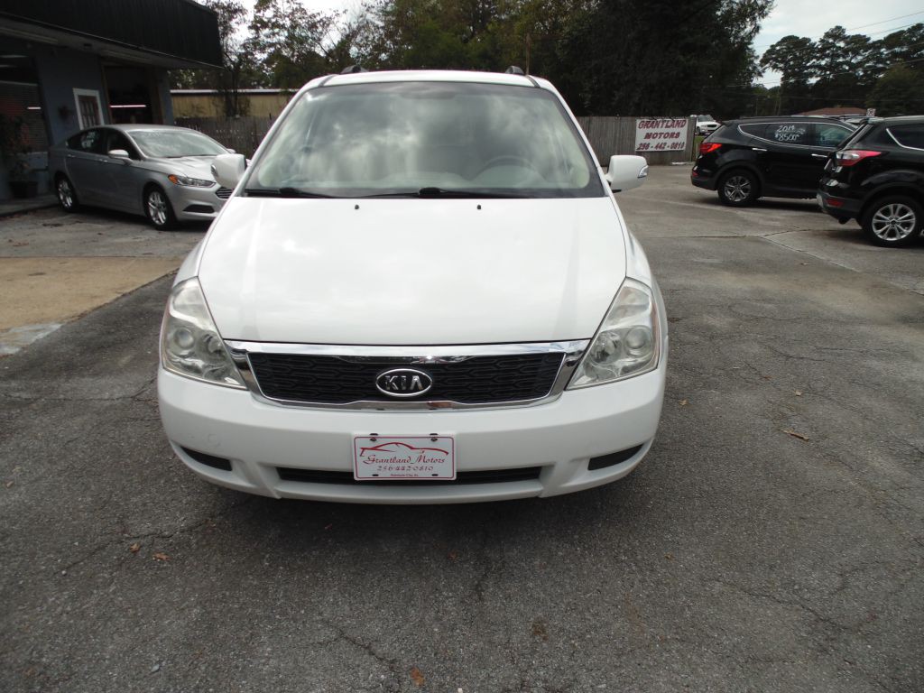 2012 Kia Sedona Image 3