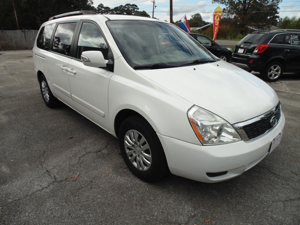 2012 Kia Sedona Image 4