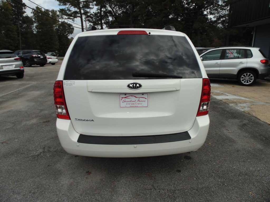 2012 Kia Sedona Image 7