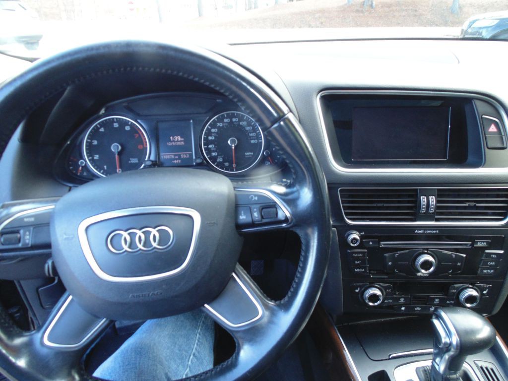 2015 Audi Q5 Image 18