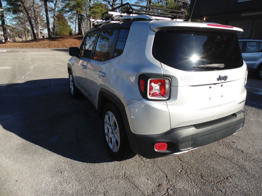 2015 Jeep Renegade Image 8