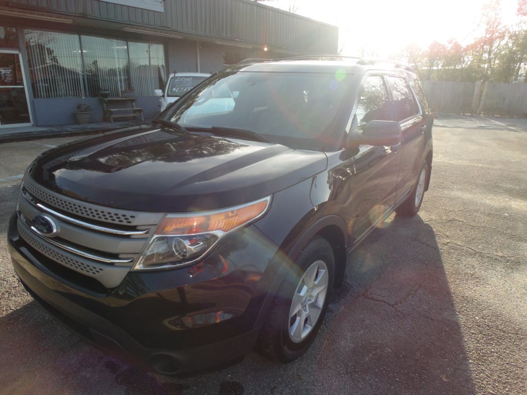 2013 Ford Explorer Image 2