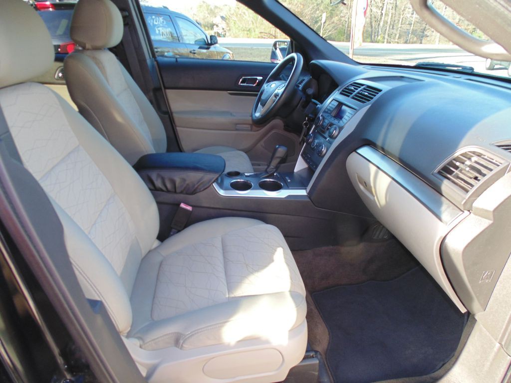 2013 Ford Explorer Image 9