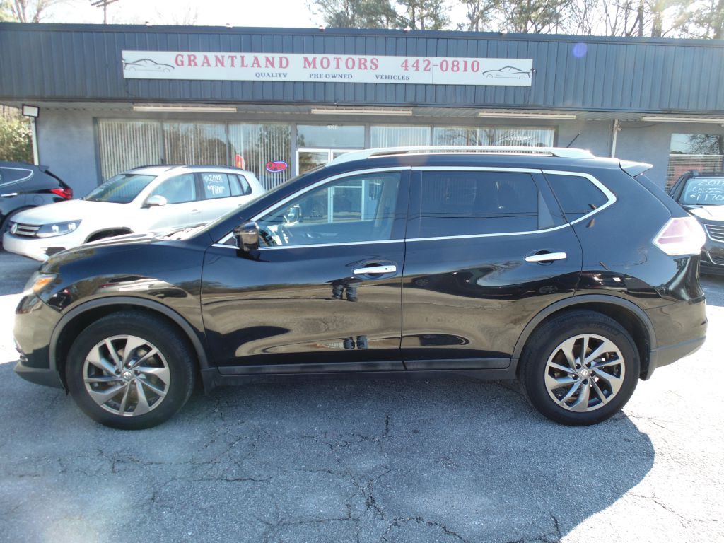 2016 Nissan Rogue Image 1