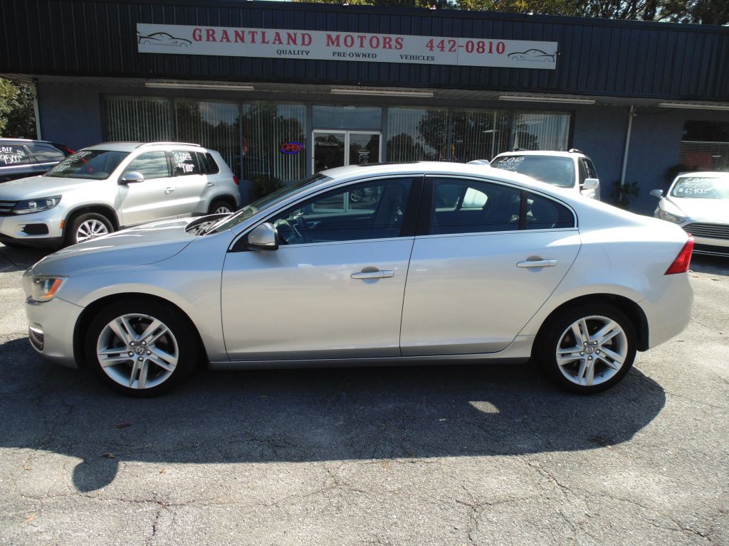 2015 Volvo S60 Image 1