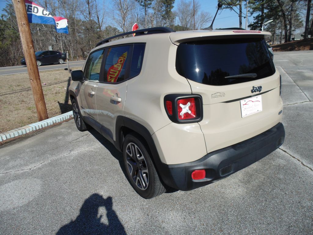 2015 Jeep Renegade Image 6