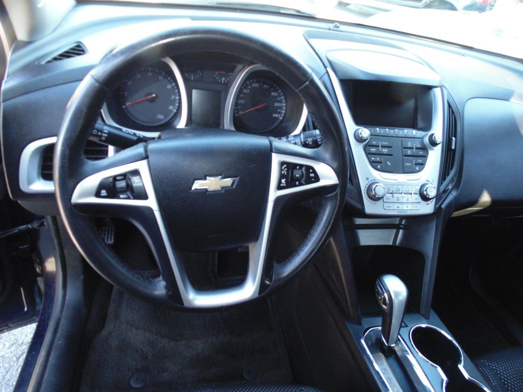 2015 Chevrolet Equinox Image 17