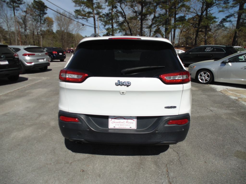 2017 Jeep Cherokee Image 7