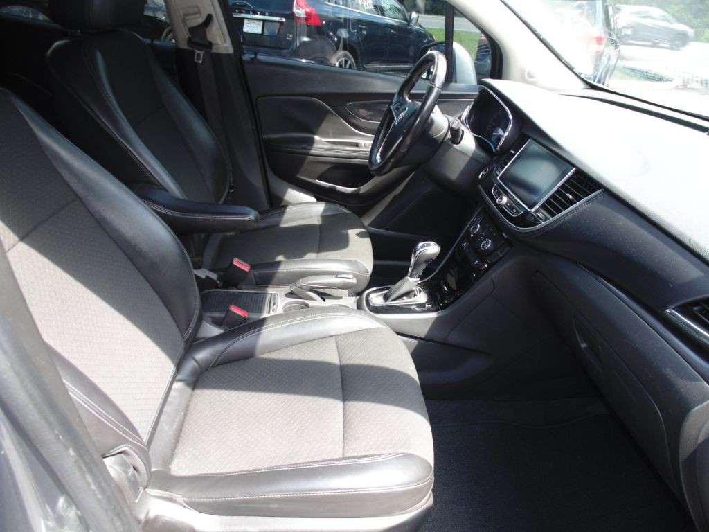 2019 Buick Enclave Image 9