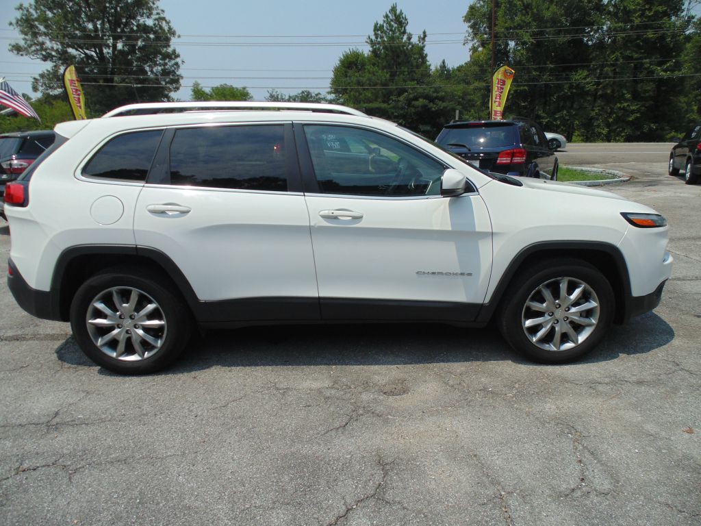 2018 Jeep Cherokee Image 5