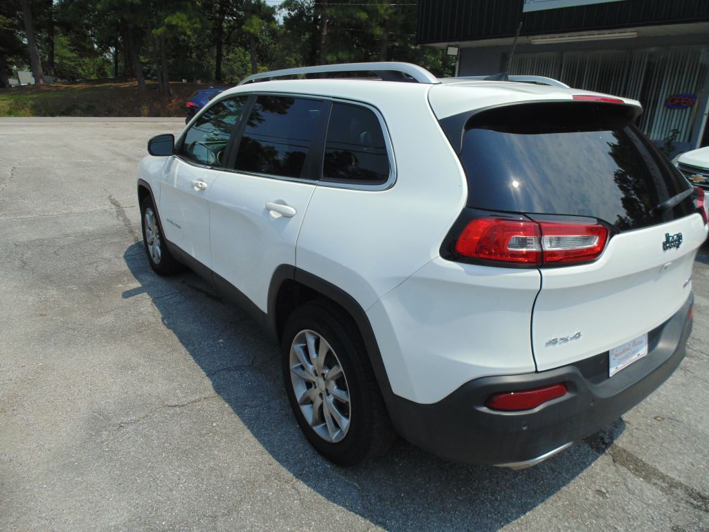 2018 Jeep Cherokee Image 8