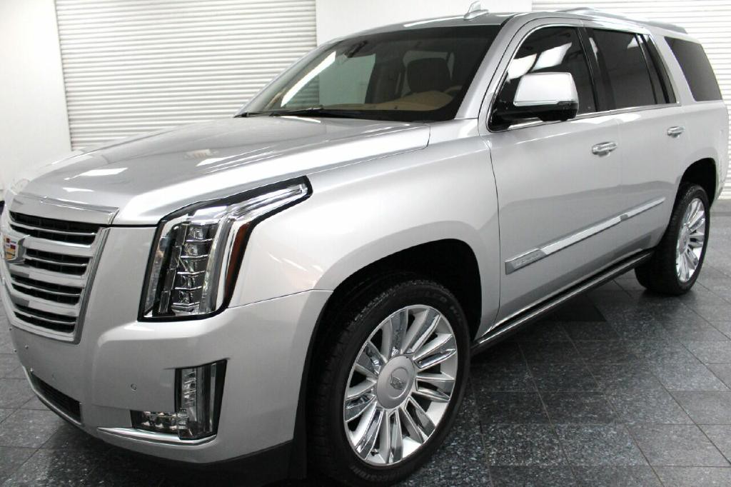 2015 Cadillac Escalade Image 6