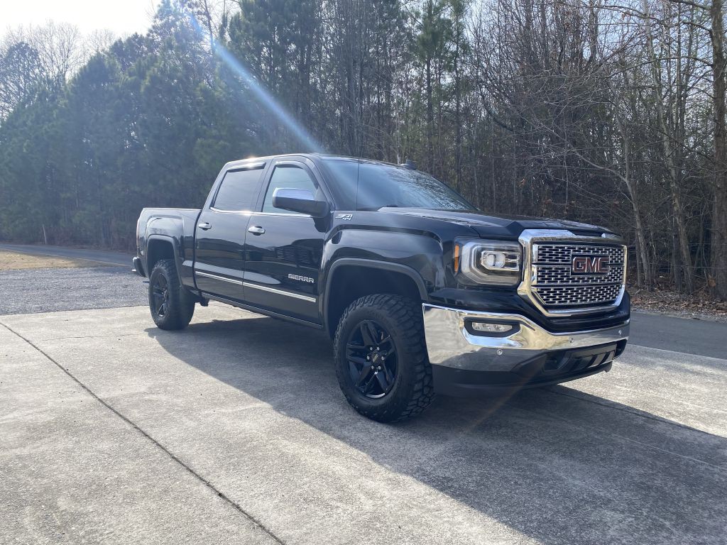 2018 GMC Sierra Image 3