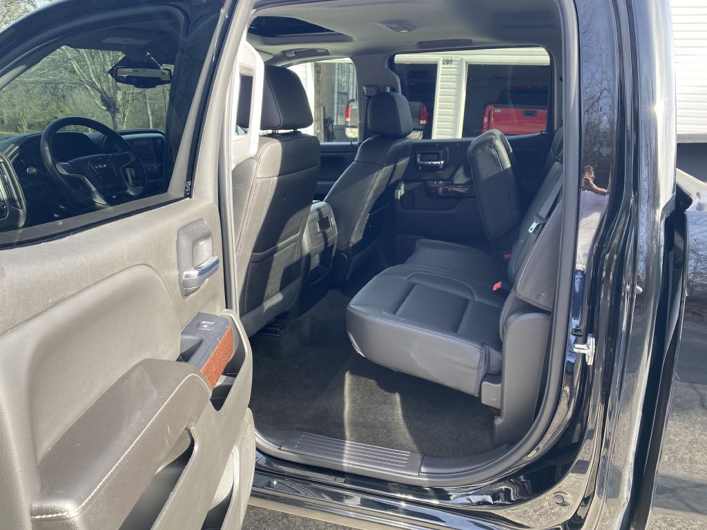 2018 GMC Sierra Image 9