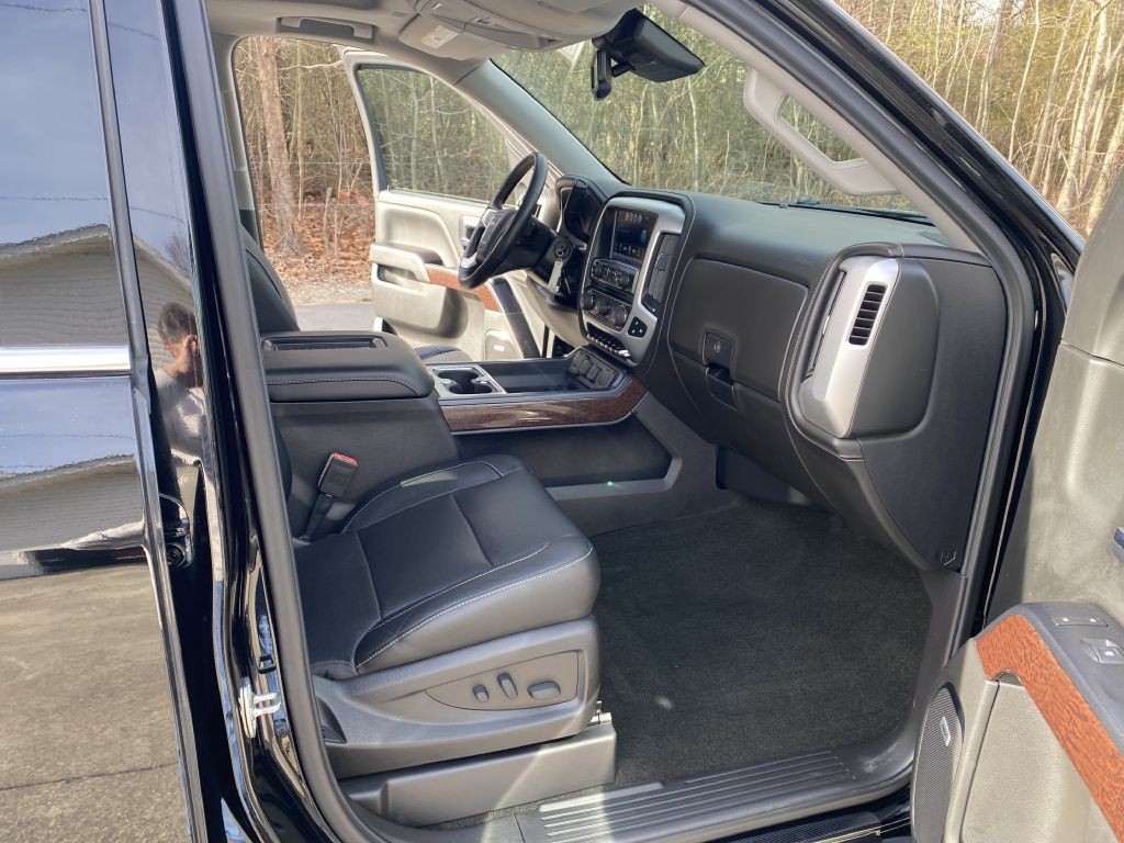 2018 GMC Sierra Image 22