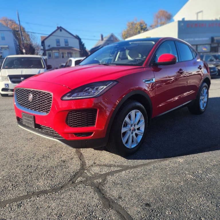 2019 Jaguar E-pace Image 1