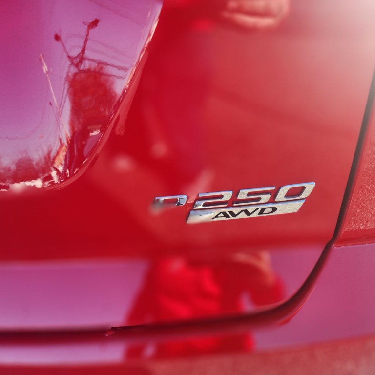 2019 Jaguar E-pace Image 9