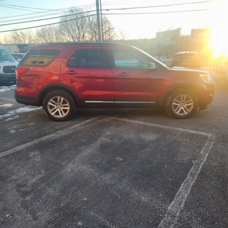 2019 Ford Explorer Image 3
